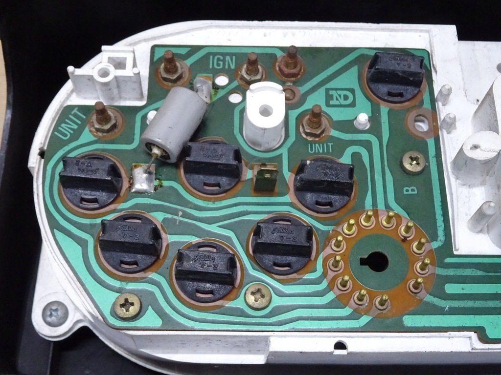 фото №10, Suzuki samurai счетчик приборы км/ч 1,0 410 eu