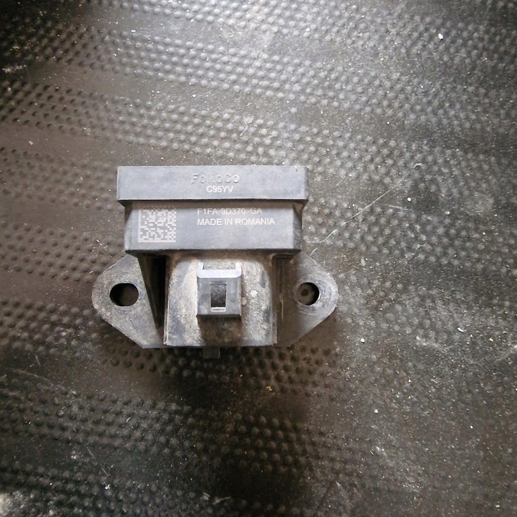 фото №1, Модуль блок управления насоса топлива f1fa9d370ga connect