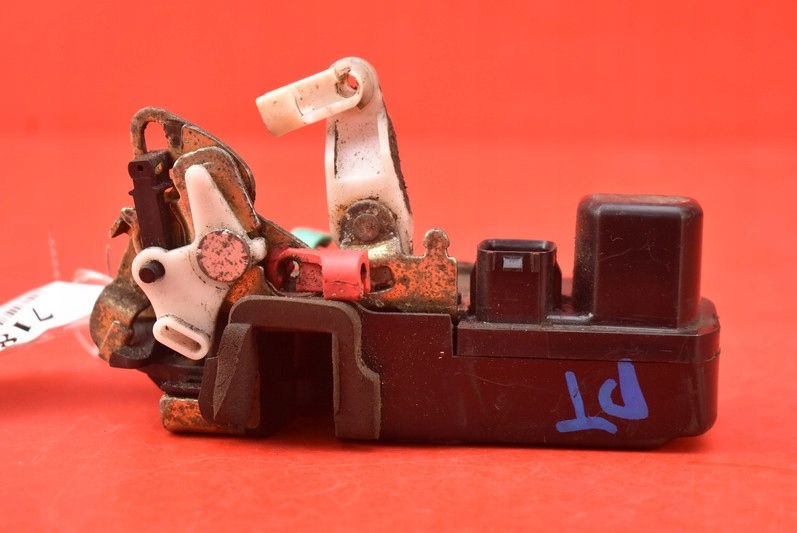 фото №1, Замок двері правий задня задній dodge magnum 04-08