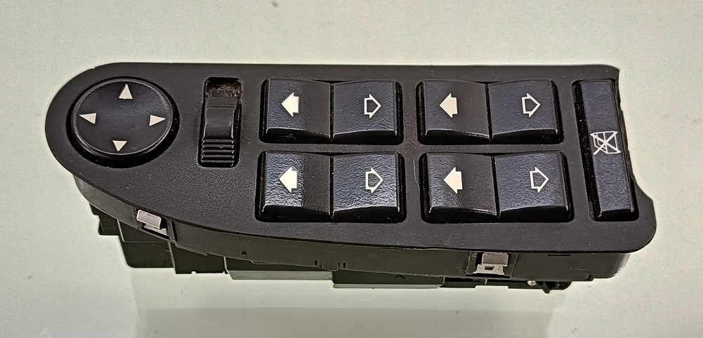 фото №1, Bmw 5 e39 96-03 r панель переключатель окон зеркал eu