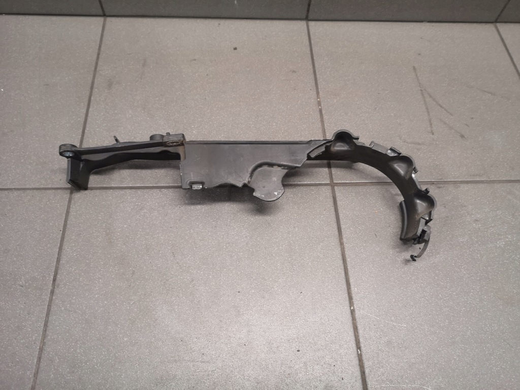 фото №1, Захист ремінь насоса audi a8 d3 4.2 tdi 057109093h