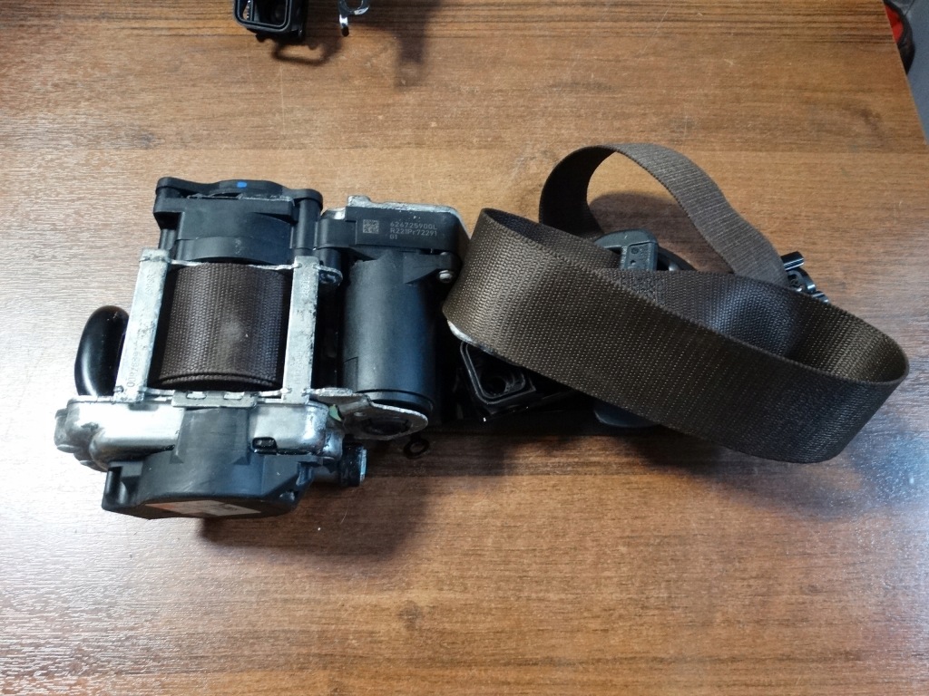 фото №1, Pas натяжитель передний левый porsche panamera 971 1