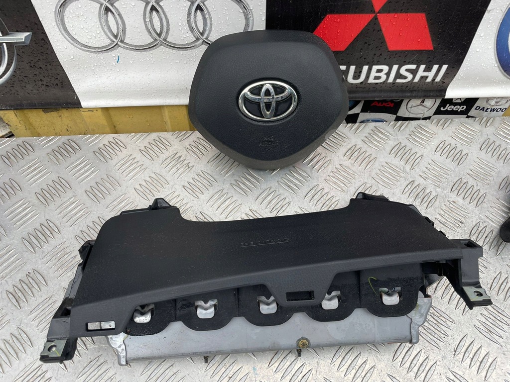 фото №9, Toyota chr консоль подушки безопасности воздушные оригинал коричневая кожа