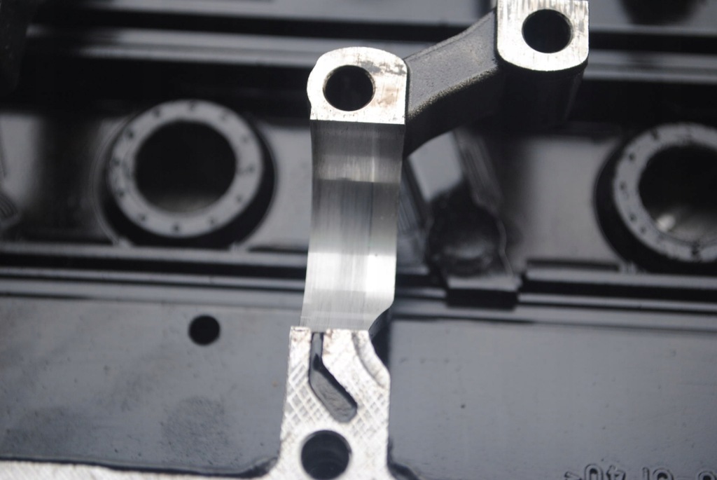 Вал впускной  выпускной валы распределительного вала 2.7 tdi audi a6 c6 Доставка