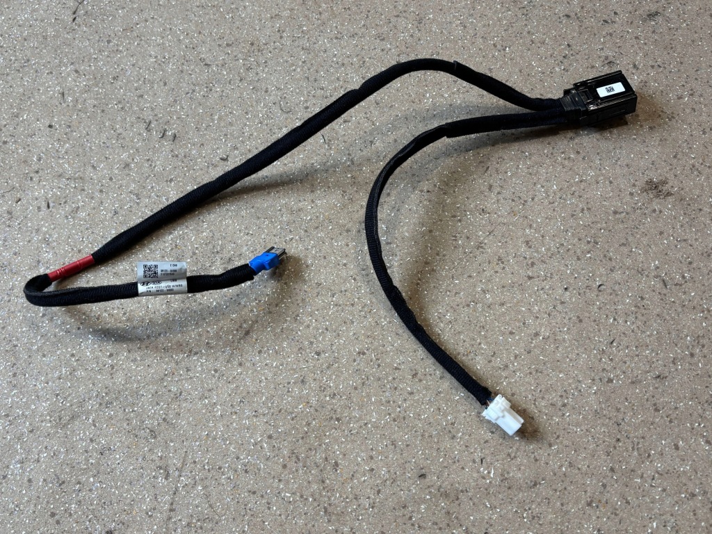 Роз'єм usb hyundai ioniq 5 96120gi000 Ціна
