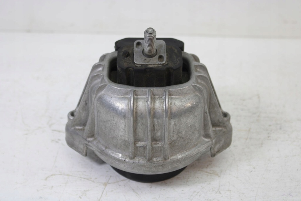 Bmw x1 e84 подушка двигателя 6768800 6768799 22116768800 22116768799 2.0 die Киев