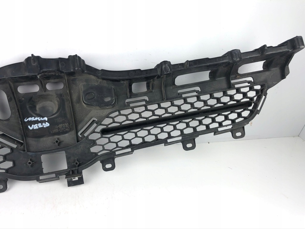 фото №7, Решітка радіатора решітка радіатора бампера toyota corolla verso ii