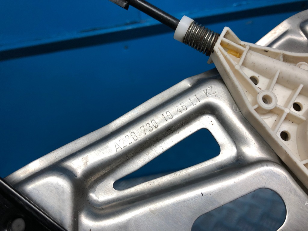 фото №4, Mercedes w220 механизм стекло левый задняя