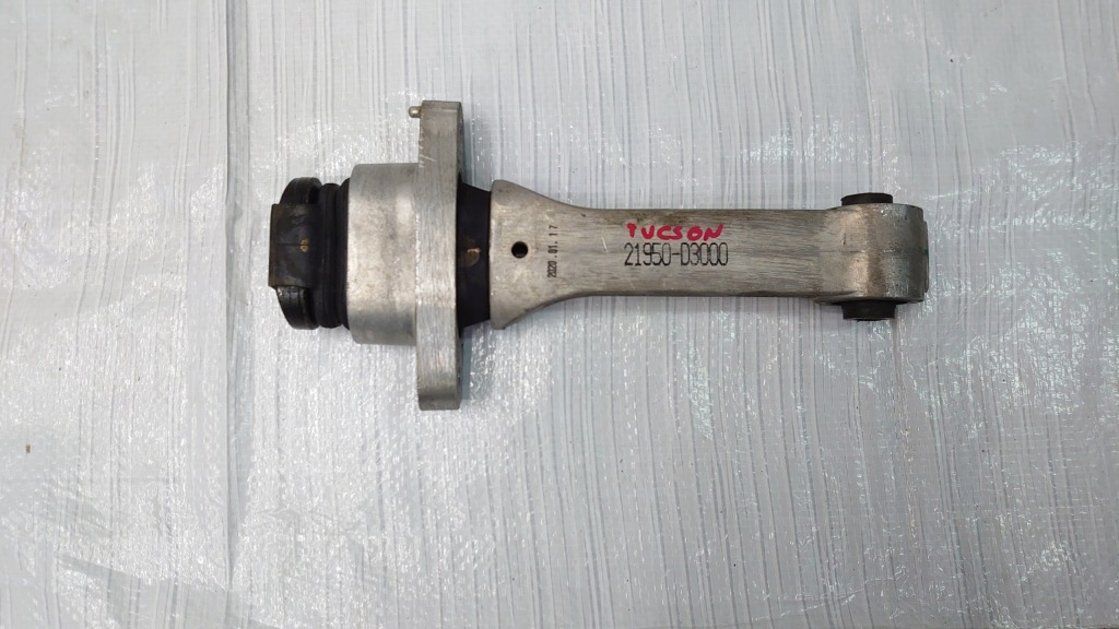 фото №1, Hyundai tucson кронштейн подушка коробки 21950-d3000