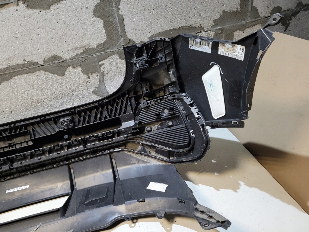 Бампер задня audi q3 ii sportback s-line pdc 83f Ціна