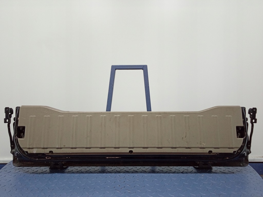 фото №9, Volvo xc90 i 02- крышка багажника борт нижняя багажника 452