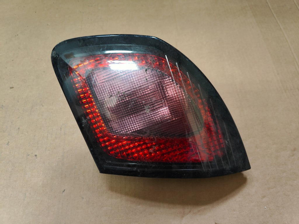 фото №1, Лампа правая задняя крышка багажника primera p11 lift 89020317