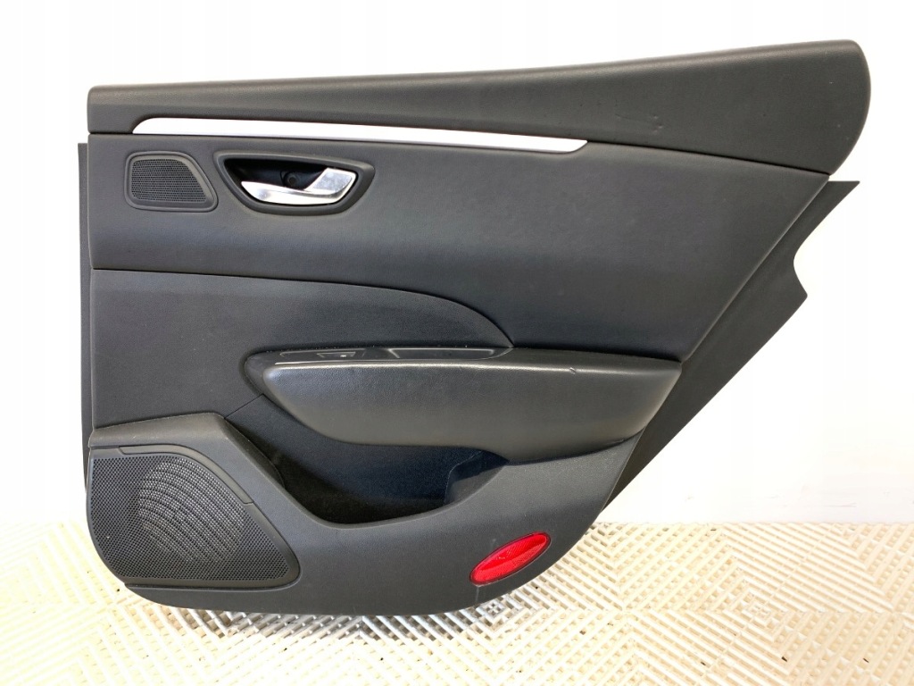 Купить Обшивка дверь правый задний  renault talisman 829003750r sedan/limuzyna
