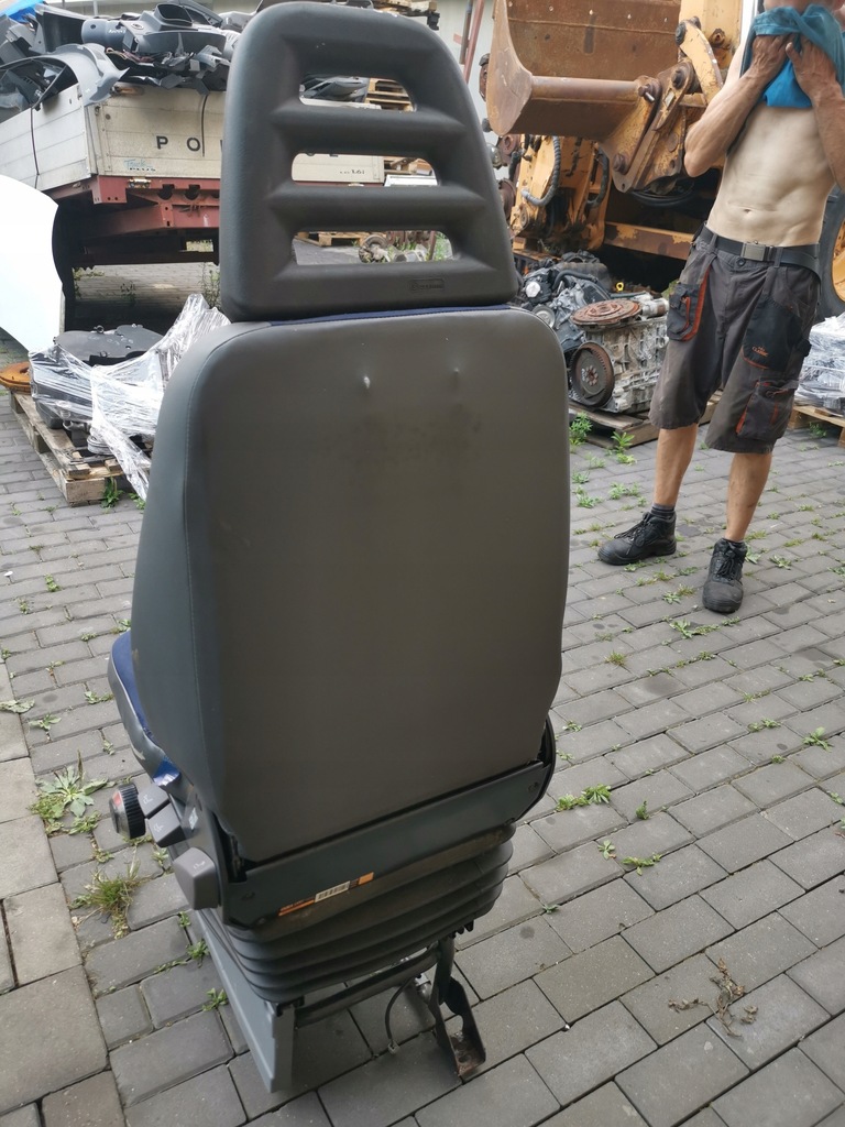 фото №9, Сиденье водителя левый перед пневматический iveco daily iv 06-