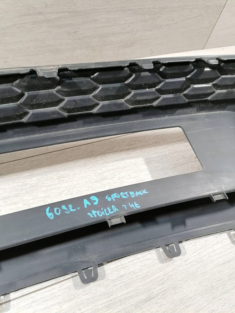 фото №11, Audi a3 sportback спойлер бампер задняя 8y4807521b