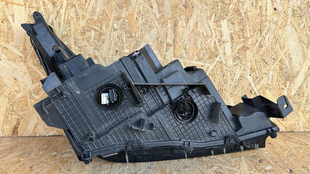 фото №7, Lexus lx iii urj200 2017 лампи передні