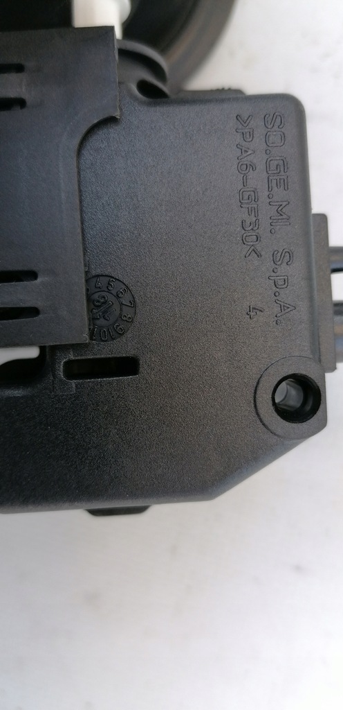 фото №10, Bmw 2 f23 заливная горловина топлива разъём 7312474