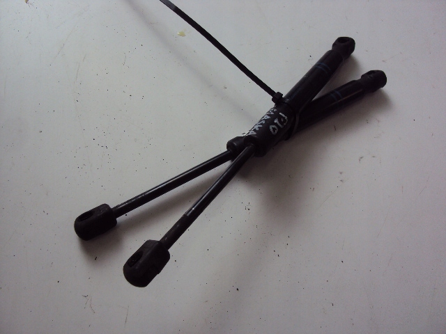 фото №1, Амортизатори капот bmw serii 1 f20