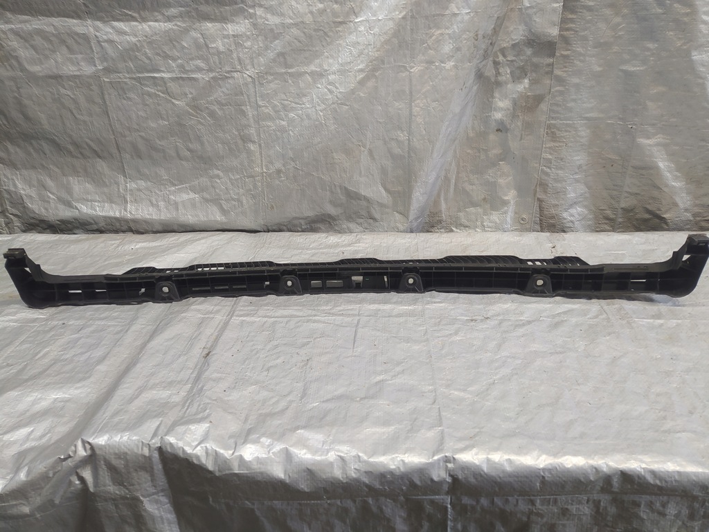 фото №11, Volkswagen оригинальный номер 5g6807863c направляющая бампера