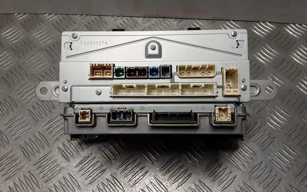 фото №11, Радио с навигация lexus nx _z1_ 8611078040 2.5l 2017