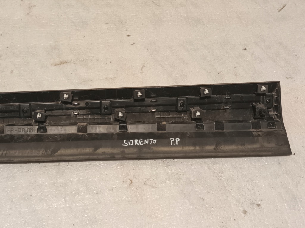 фото №8, Молдинг na двері правий перед kia sorento iv передня права 2020 -