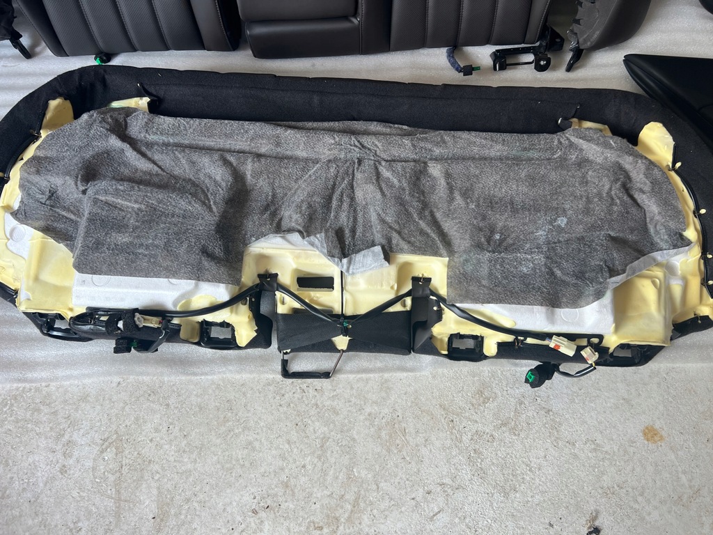 фото №10, Mazda 6 gl заднее сиденье коричневый sedan rok 2022