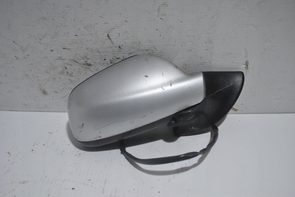 фото №3, Listerko зовнішнє peugeot 407 праве 5 pin