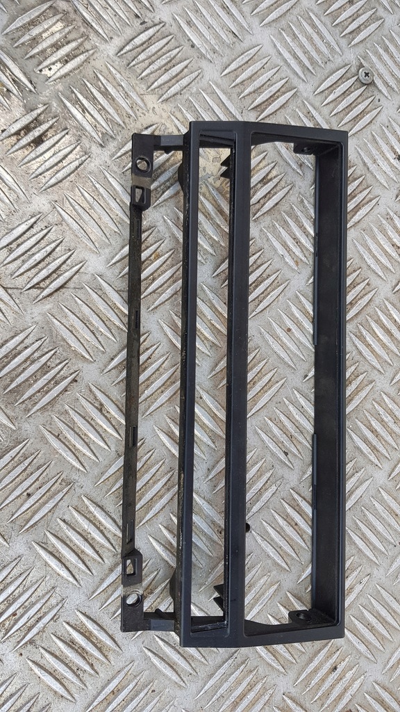 фото №3, Bmw e39 рамка панель корпус радіо 8247302