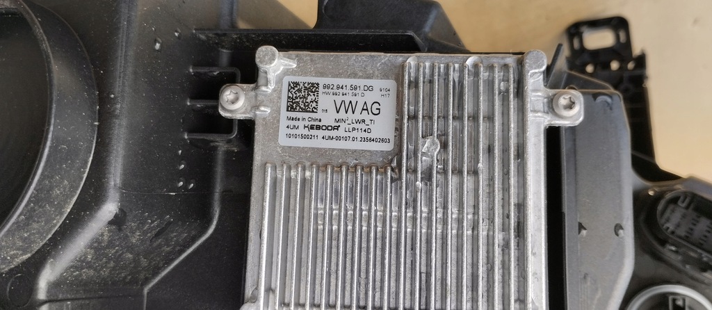 фото №12, Лампа комплектна правий перед volkswagen id.4 vw id4 11b941006b