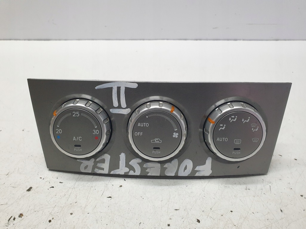 фото №1, Панель обдув кондиционера subaru forester ii 72311sa081
