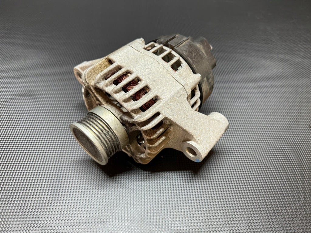 Купити Генератор abarth 595 1.4 turbo 52003514