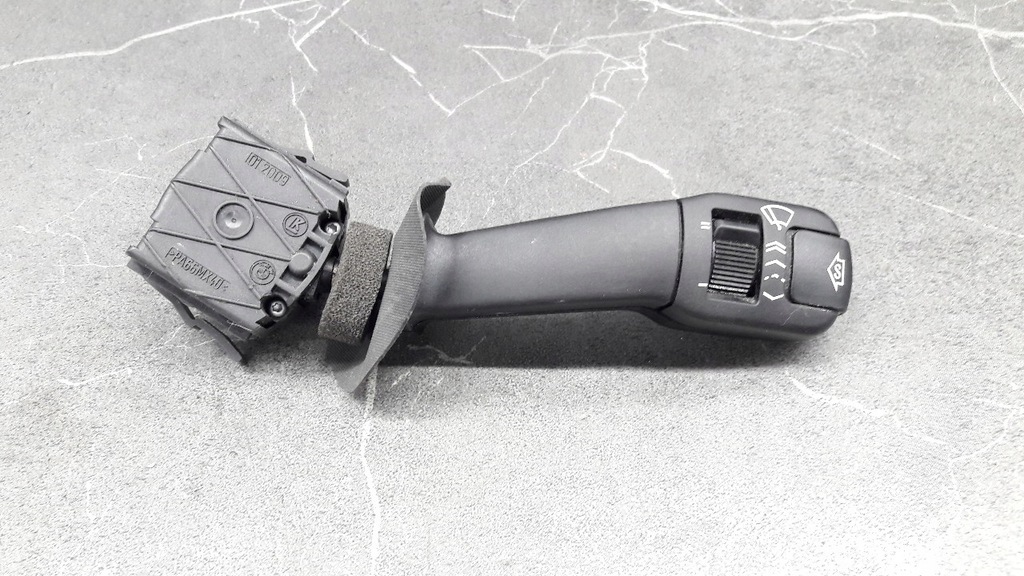 фото №1, 8360880 переключатель дворник bmw e30