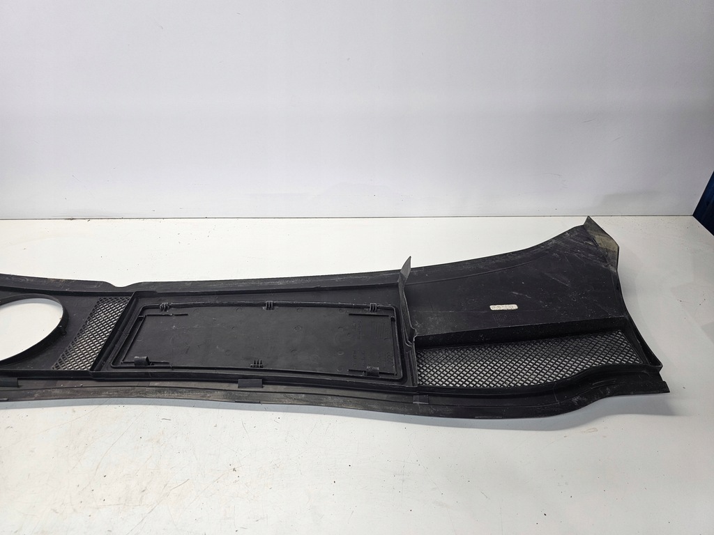 фото №5, Жабо пластиковый audi a6 c5 4b1819417b