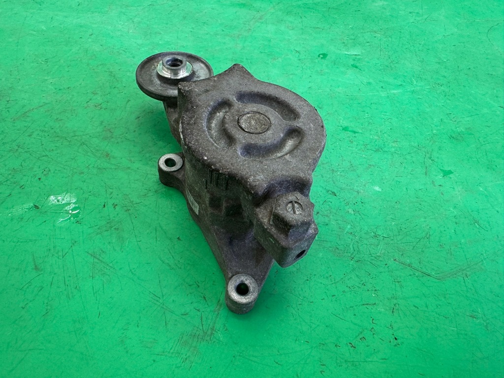 фото №7, Натягувач ремінь клиновий r2aa-15980 mazda 6 ii gh lift 2.2 mzr-cd 07-12