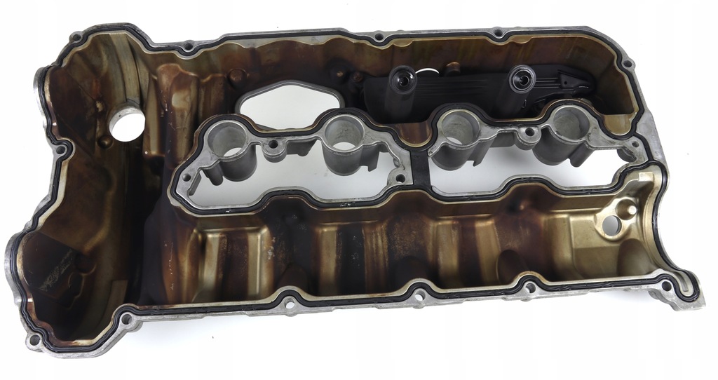 фото №15, Bmw f01 f10 4.4 v8 n63b44a кришка клапанів права