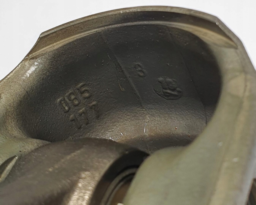 фото №6, Поршень + шатун porsche boxster 986 2.5 996103102