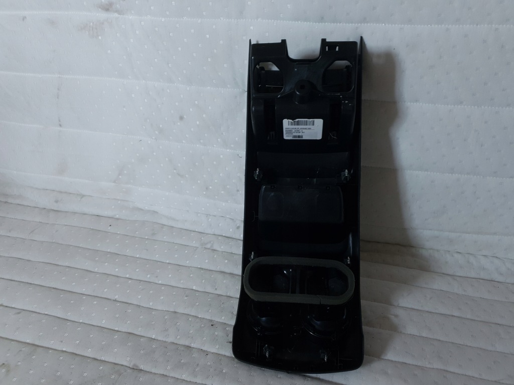 фото №6, Захист задня тунель середній решітка usb mercedes w177