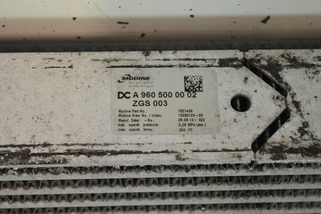 Mercedes actros mp4 интеркулер радиатор воздуха a9605000002 Цена