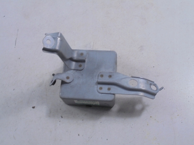 фото №7, Toyota yaris i p1 модуль блок керування підсилювача 991-20203 89650-05010