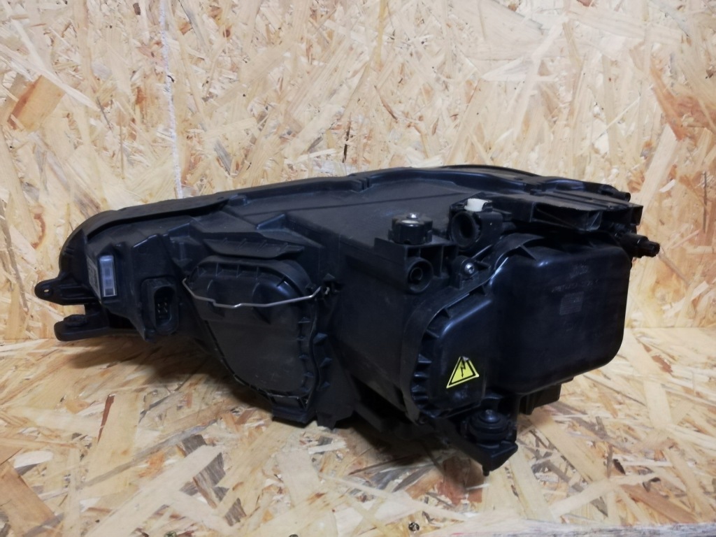 фото №2, Лампа перед vw sportsvan