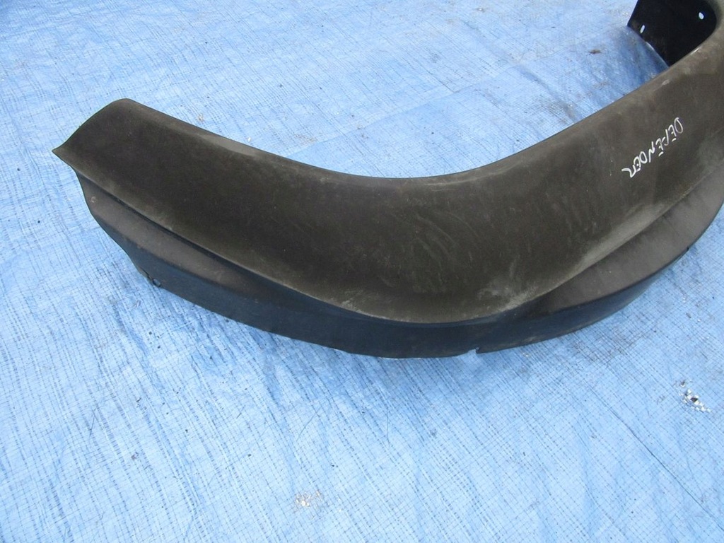 фото №8, Land rover defender 3d 2004 молдинг накладка крыла задняя