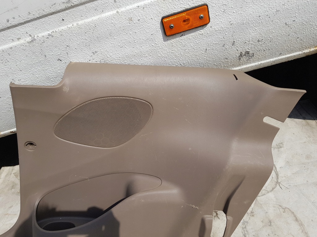 фото №3, Обшивка оббивка задня opel adam