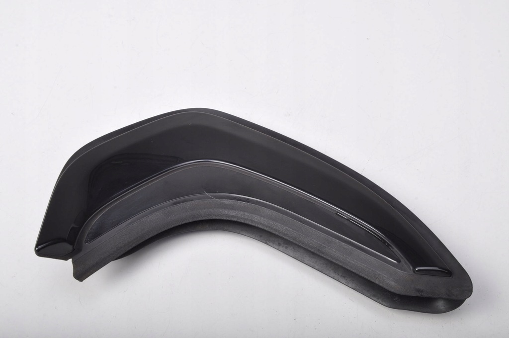 фото №1, Bmw f40 захист крила правий задня 7474002