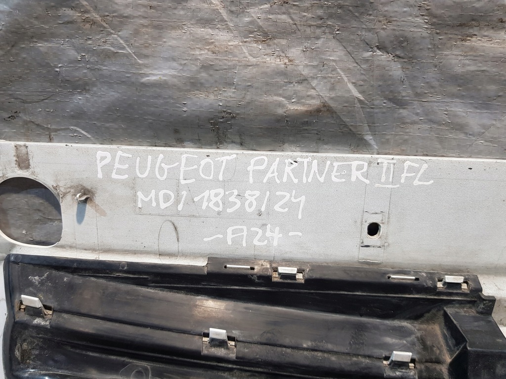 фото №12, Решётка радиатора решётка радиатора бампера peugeot partner ii fl
