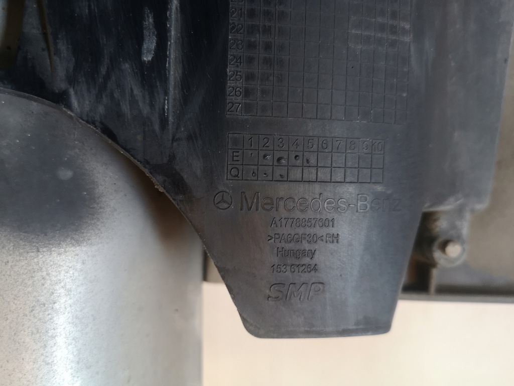 фото №5, Mercedes a-klasa w177 amg-końcówka вихлоп права