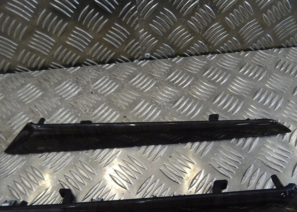 Maserti quattroporte vi m156 накладки декоративні декори Зі Шроту