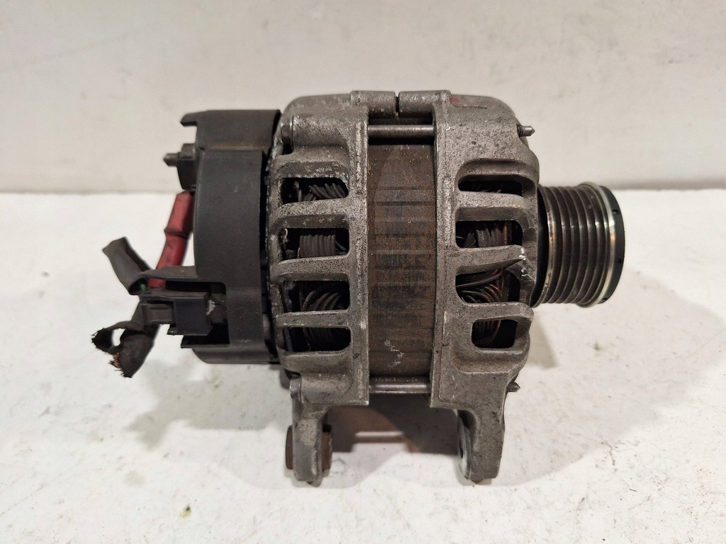 фото №1, Генератор 231008918r renault clio iv captur 1.5 dci 12-