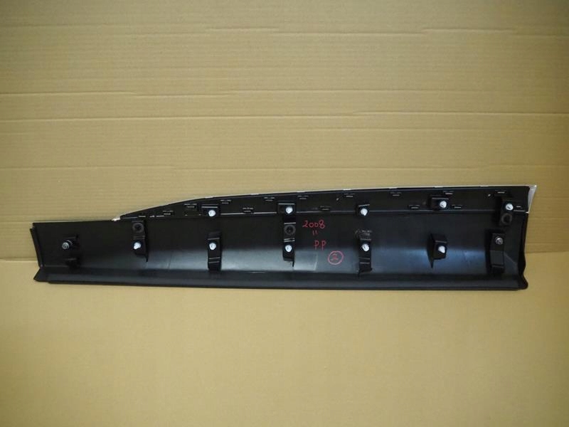 фото №6, Молдинг боковая дверь правый перед peugeot 2008 ii