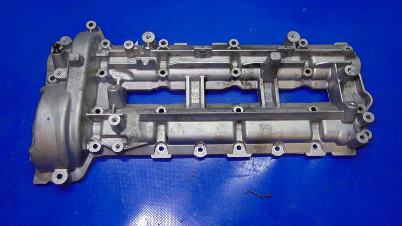 фото №1, Кришка клапанів ліва 3.0cdi mercedes w204 w221 212