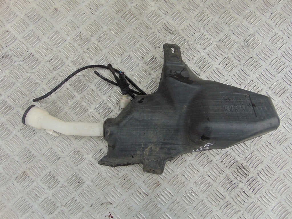 фото №1, Opel astra j бак омивача